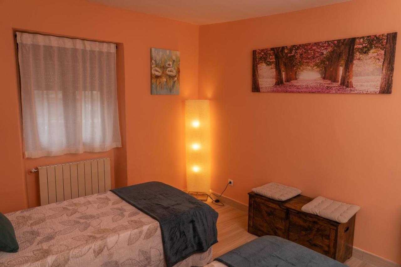 La Casa De La Abuela Mari Villa Trescasas Екстериор снимка